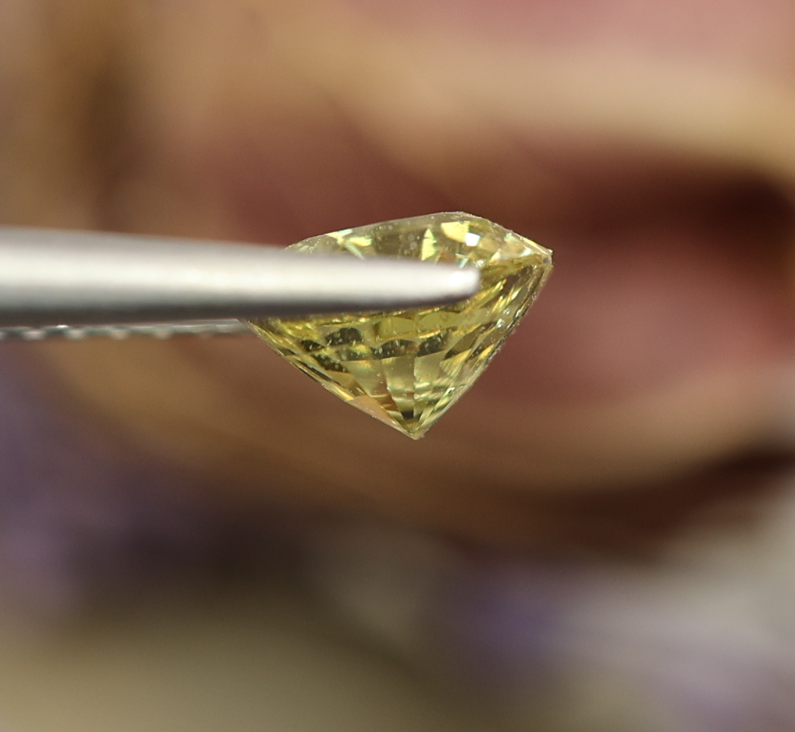 Natural Sapphire, 1.68 carat