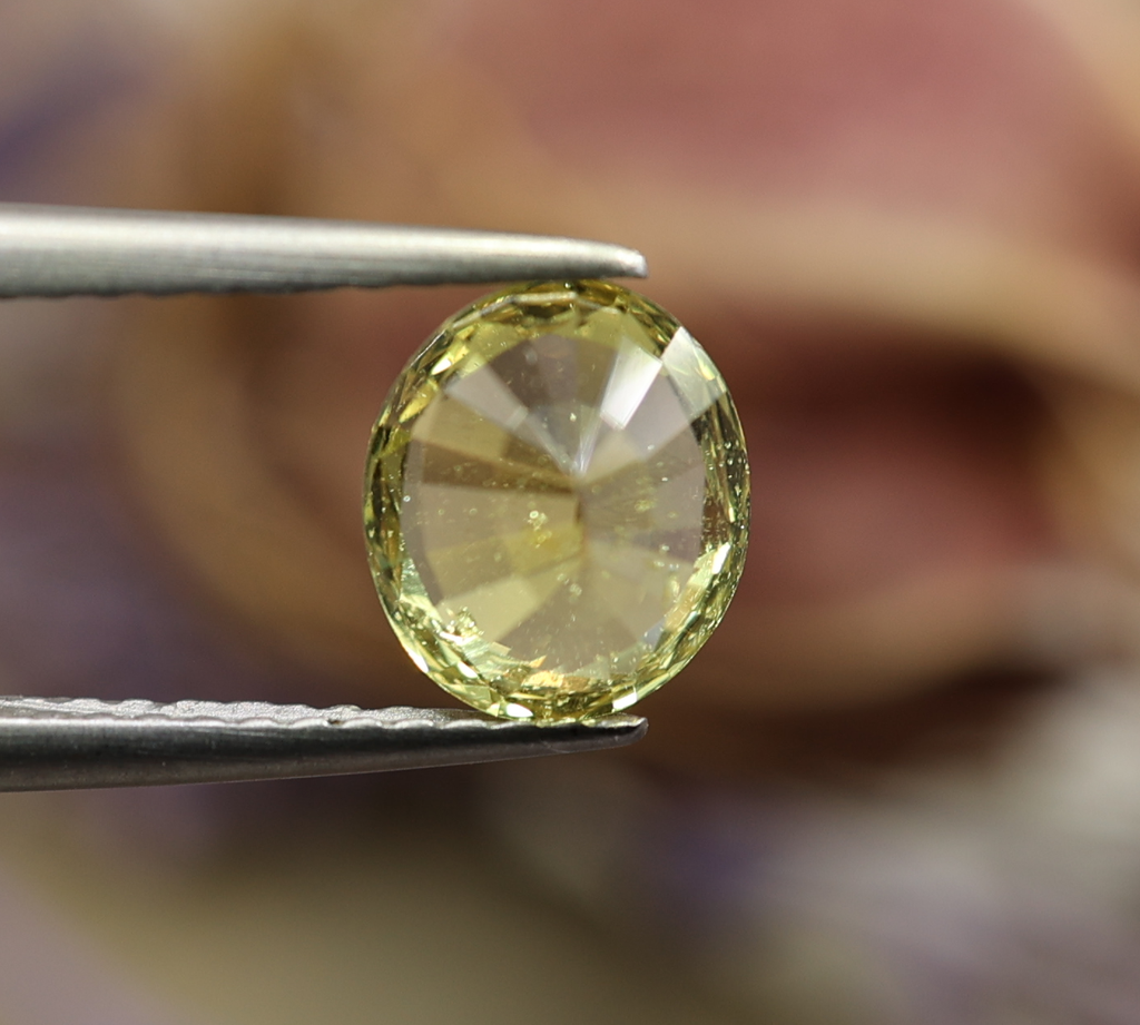 Natural Sapphire, 1.68 carat