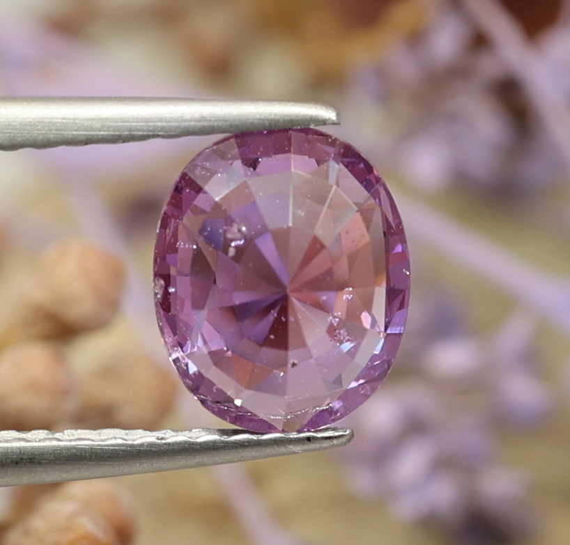 Natural Sapphire, 1.60 carat