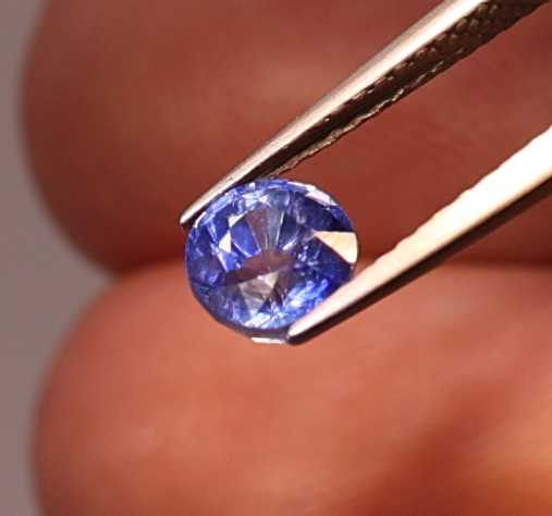 Natural Sapphire, 1.39 carat