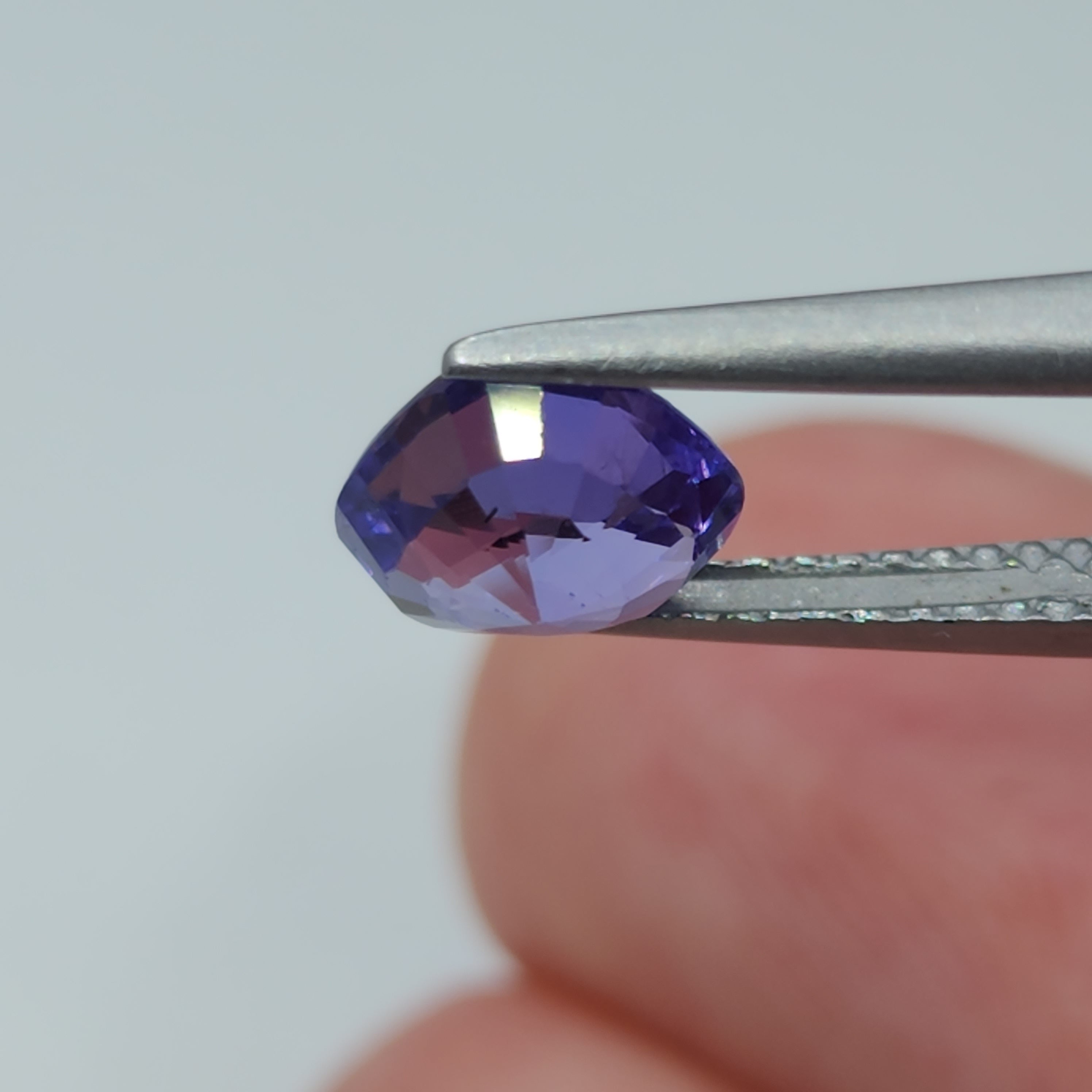 Natural Sapphire, 1.68 carat