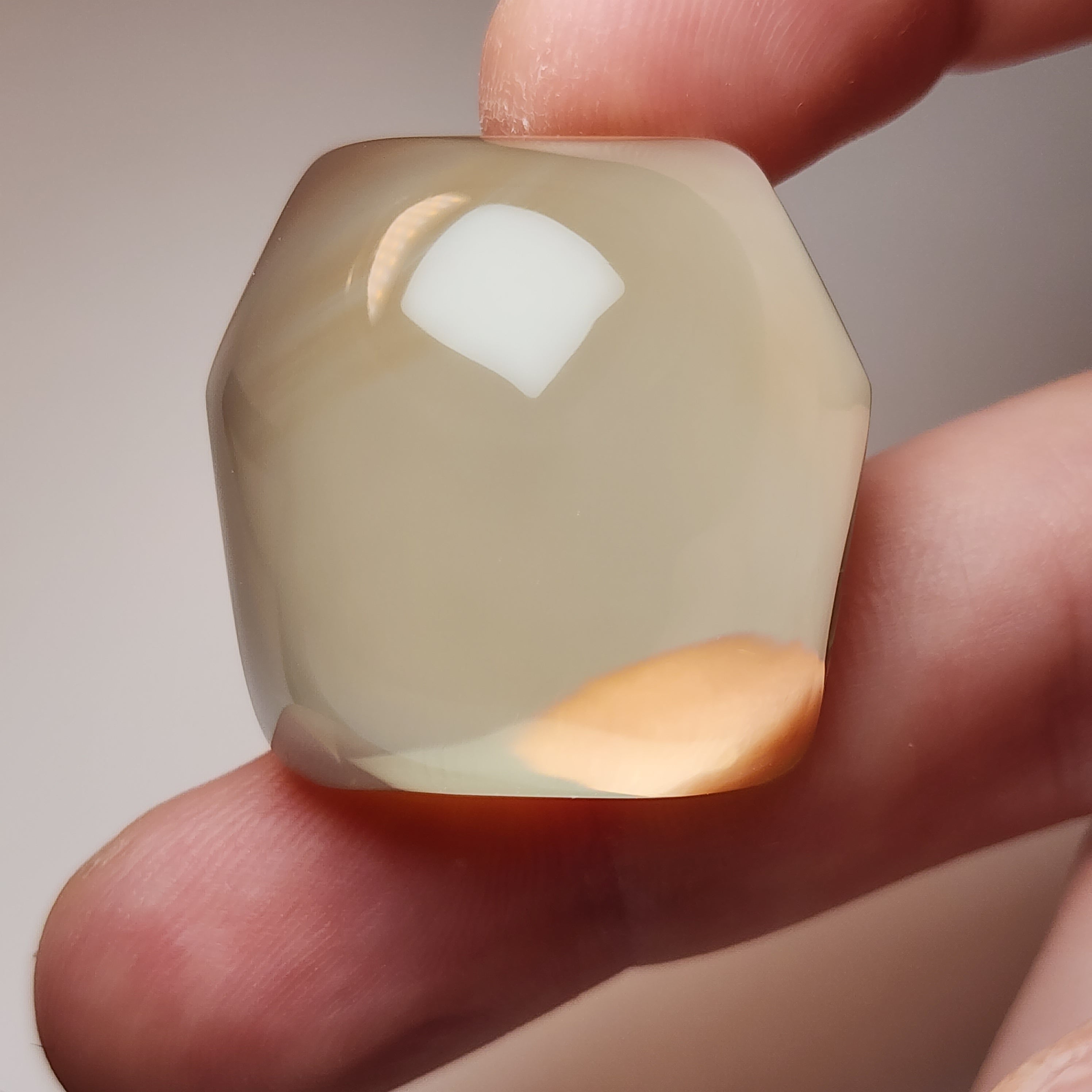 Natural Citrine, 99.32 carat
