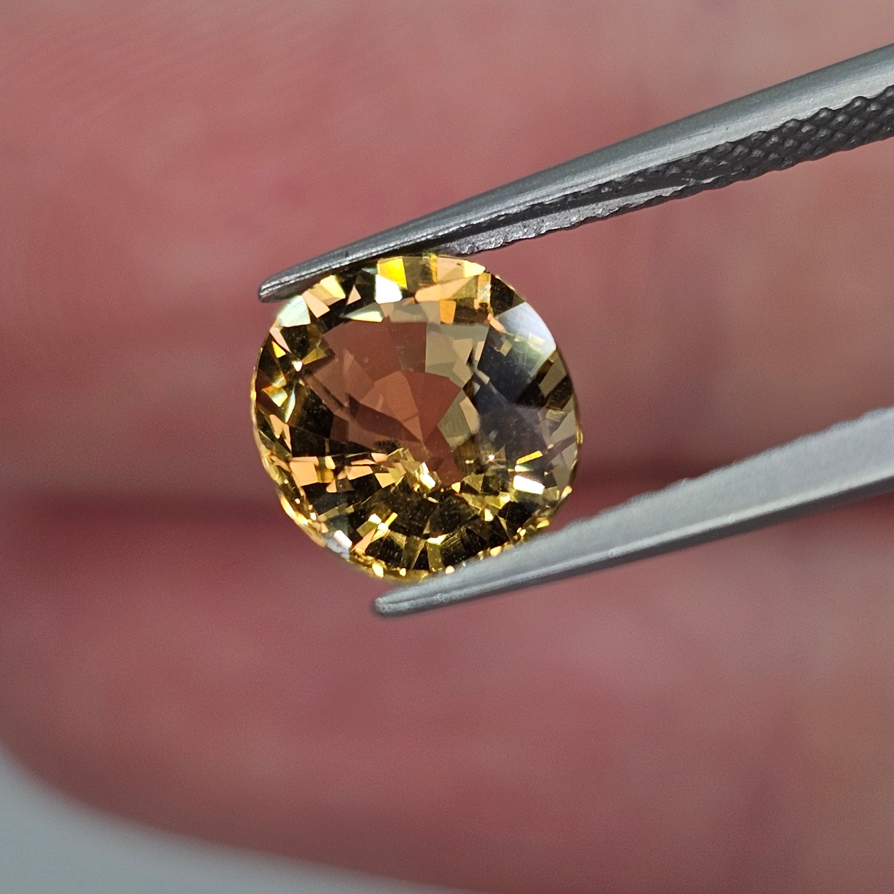 Natural Yellow Beryl, 1.94 carat