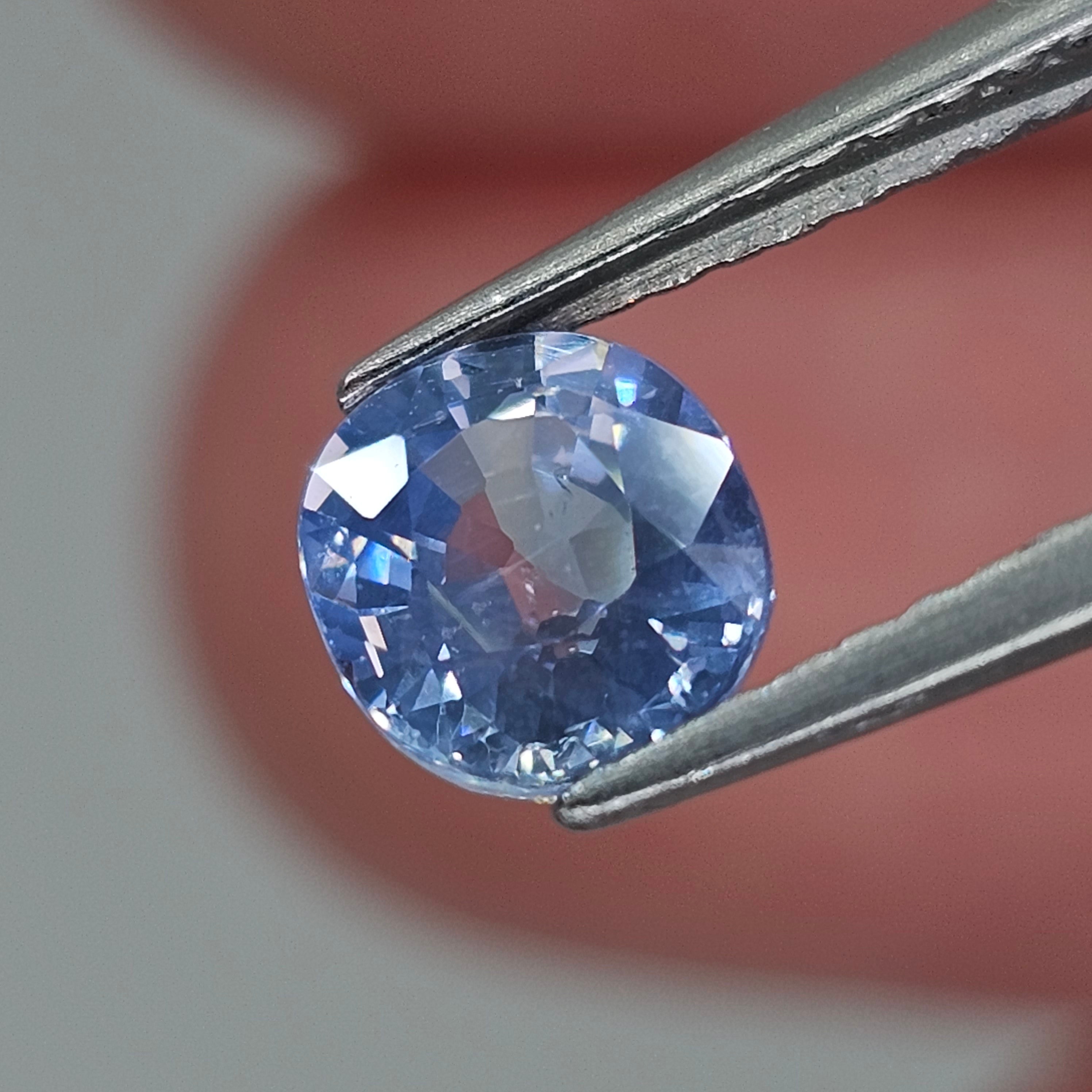Natural Sapphire, 1.03 carat