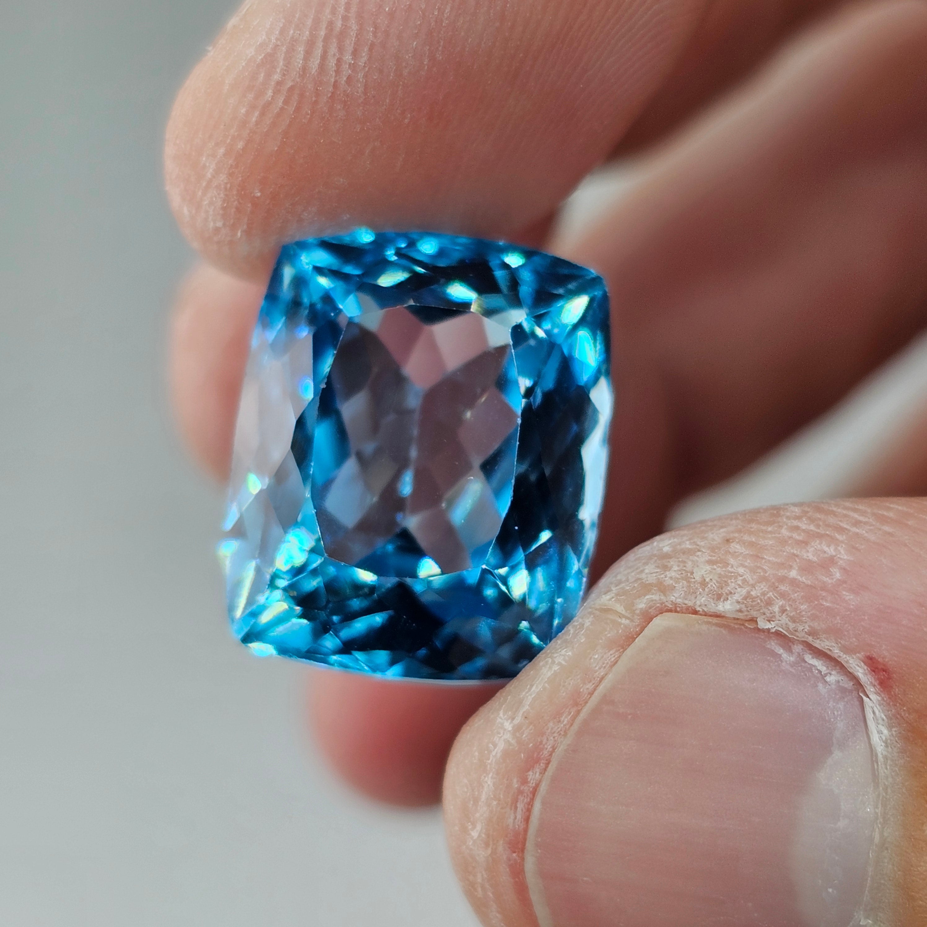 Natural Topaz, 22.59 carat