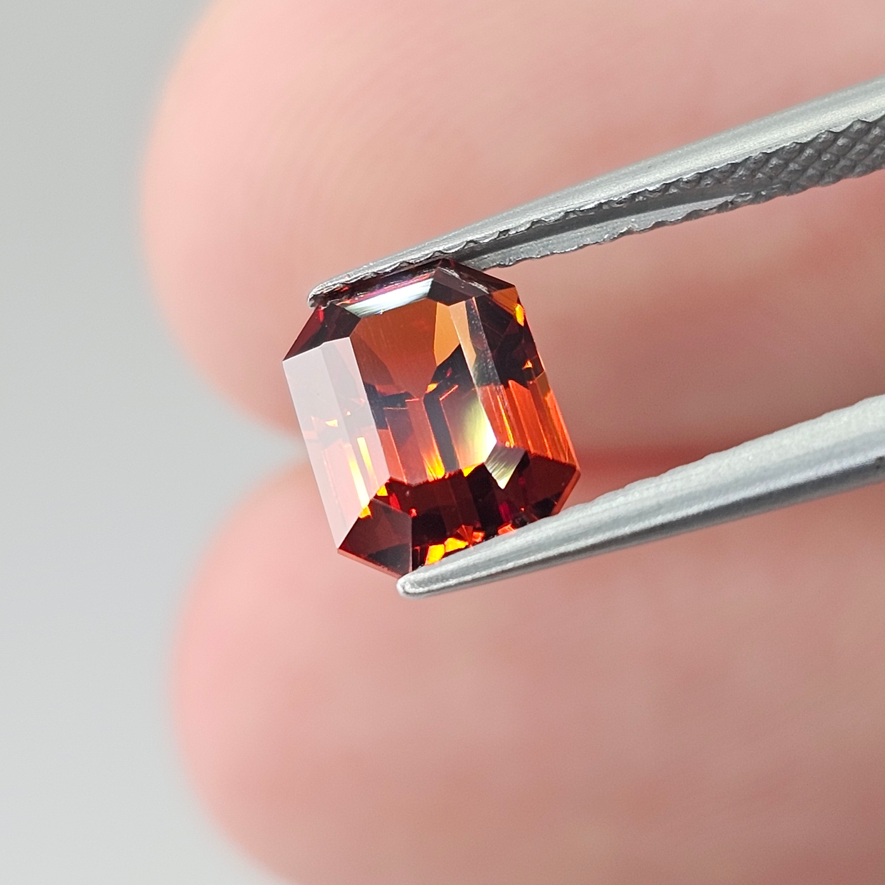 Natural Garnet, 2.22 carat