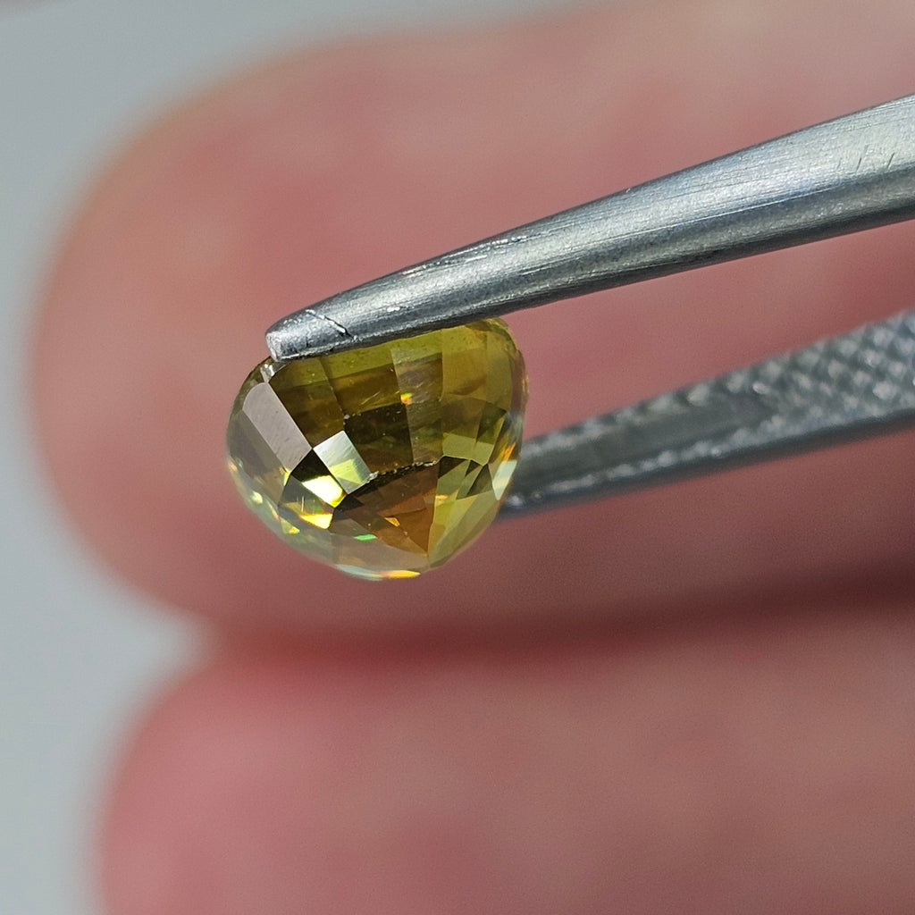 Natural Sphene, 1.91 carat