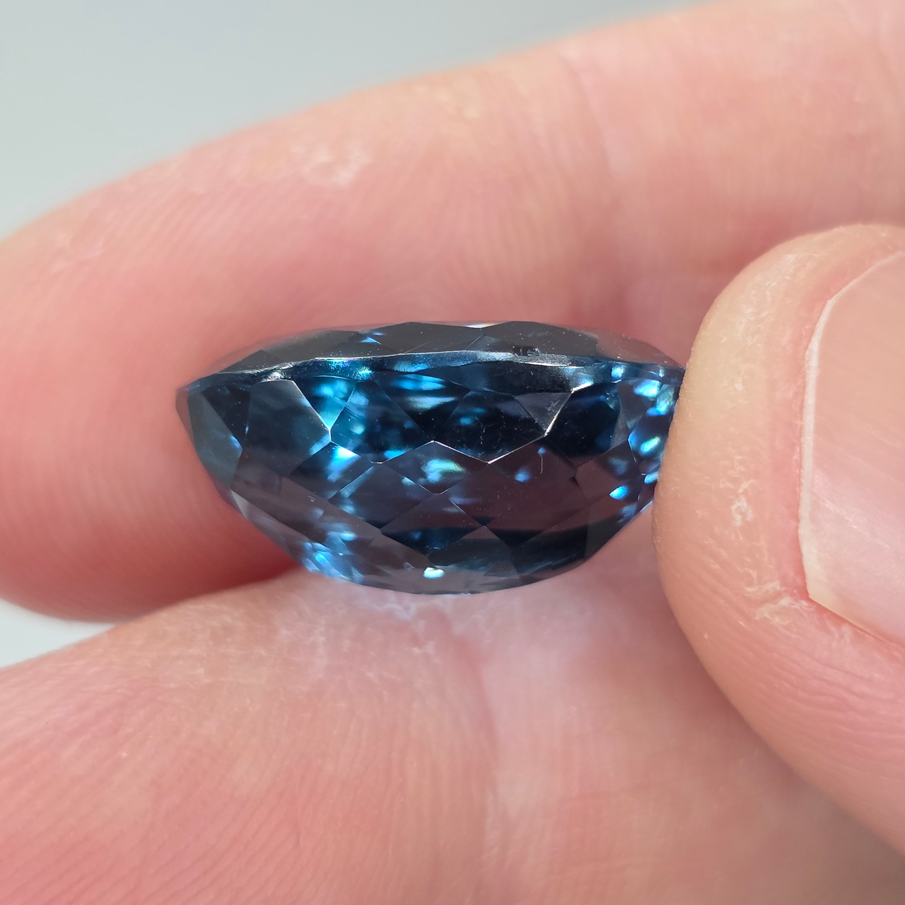 Natural London Blue Topaz, 16.53 carat