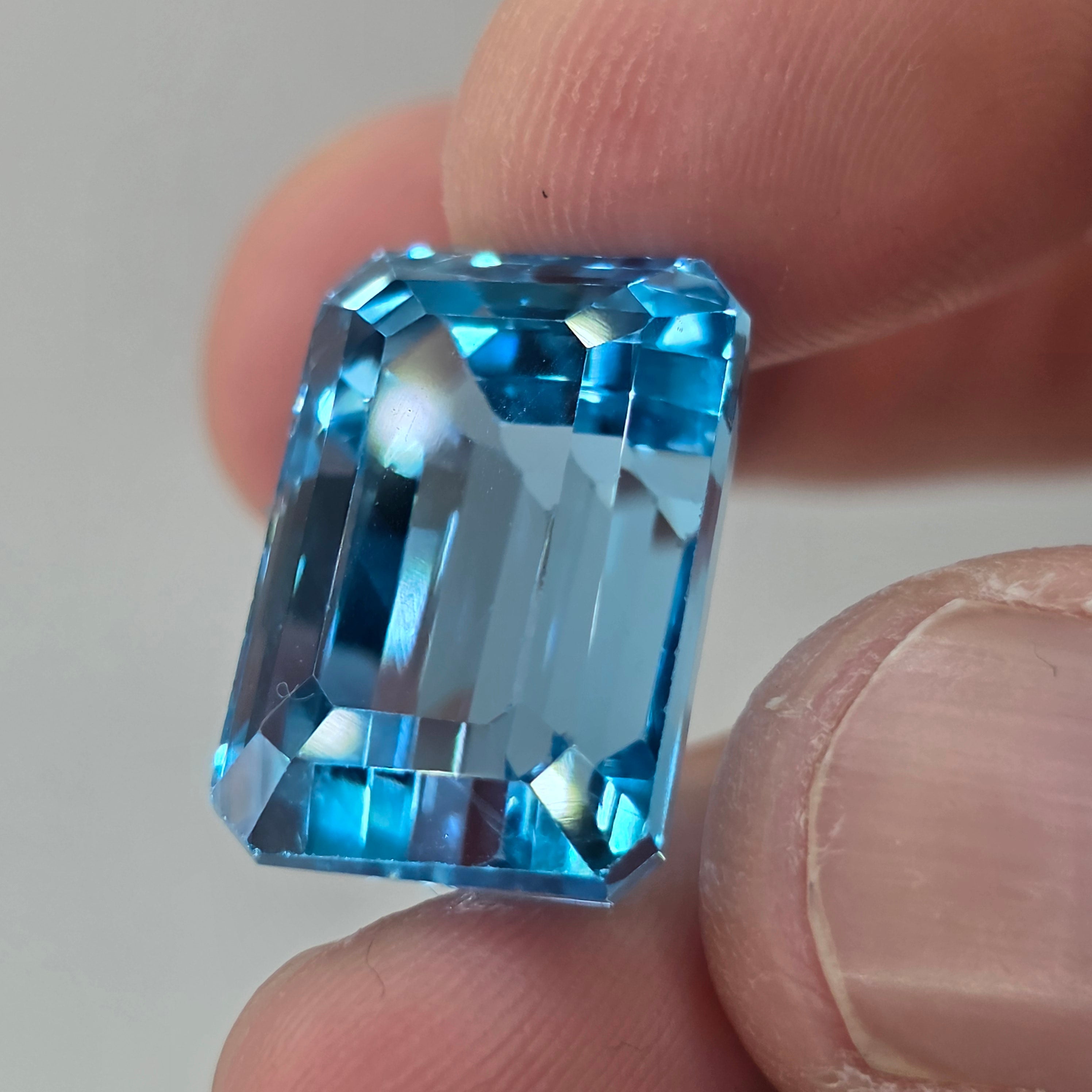 Natural Topaz, 41.95 carat