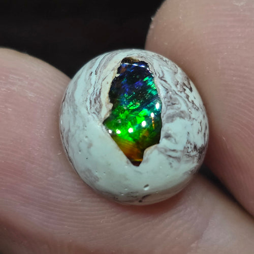 Genuine Galaxy Opal, 6.54 carat
