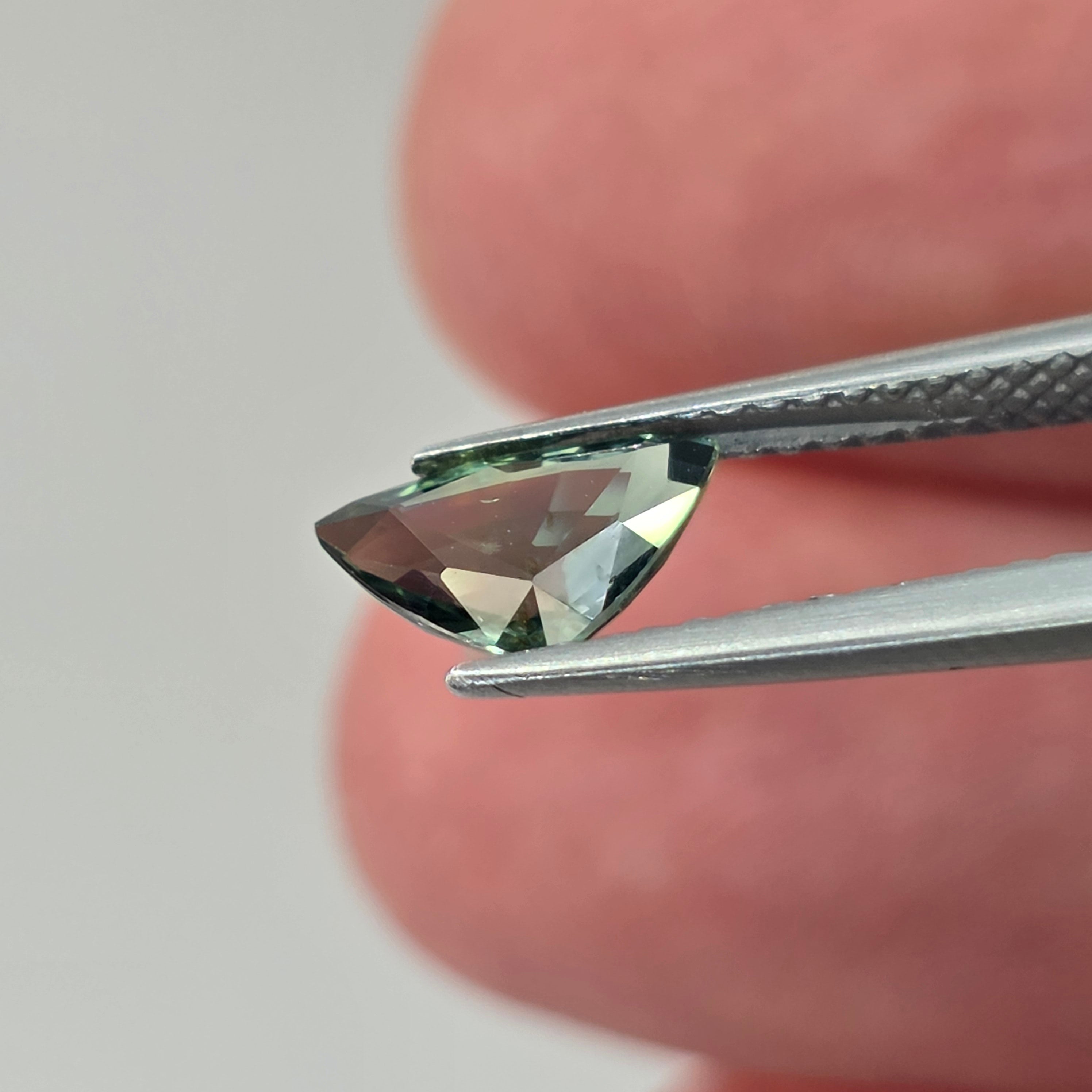 Natural Sapphire, 1.11 carat