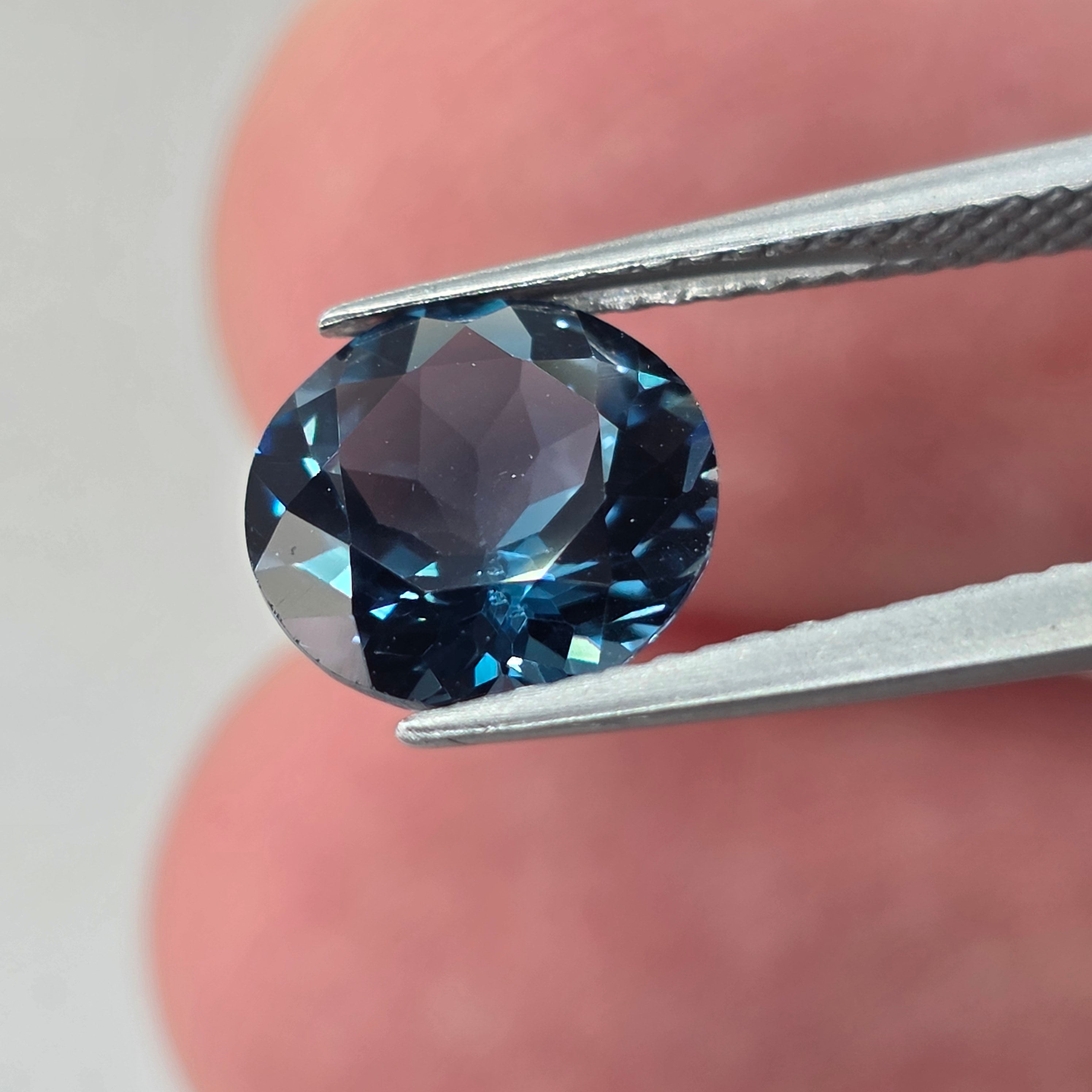 Natural London Blue Topaz, 2.56 carat