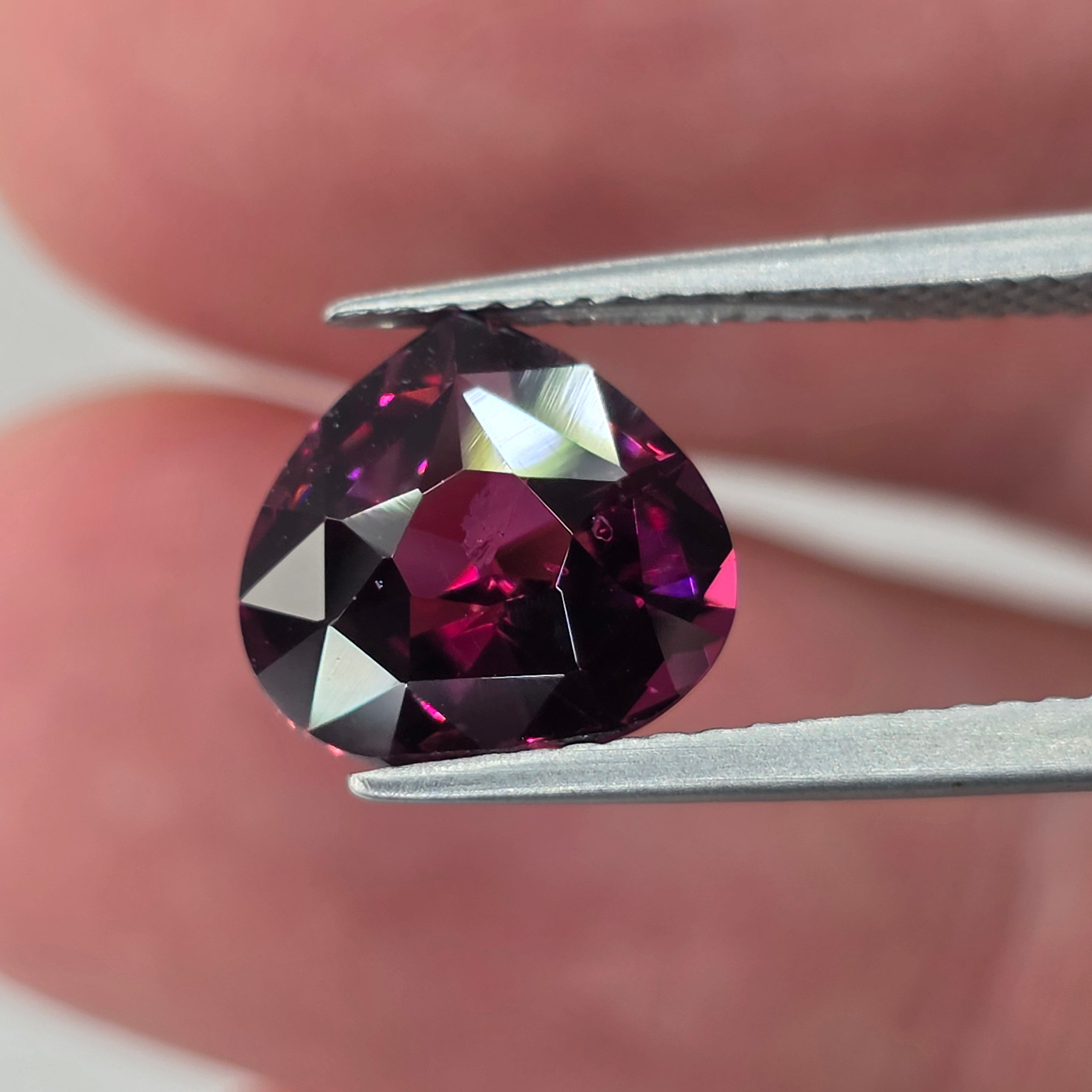 Natural Garnet, 3.54 carat