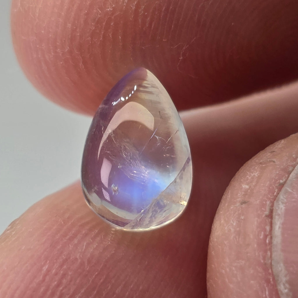 Natural Moonstone, 2.73 carat
