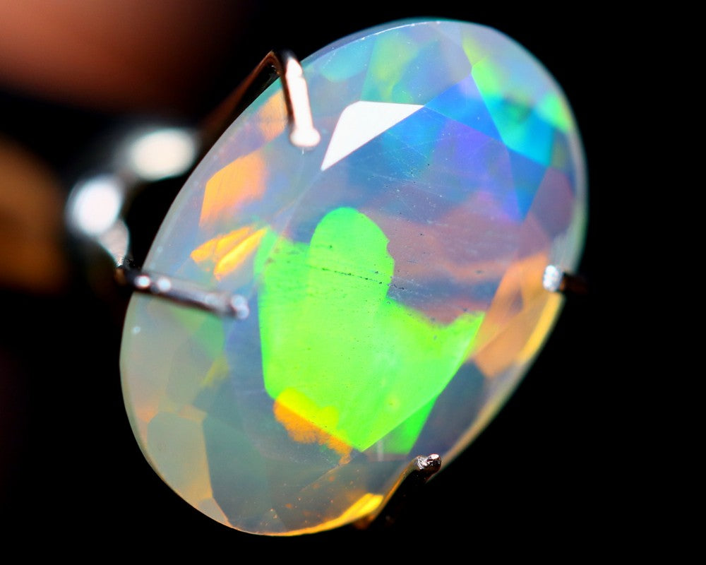 Natural Opal, 1.25 carat
