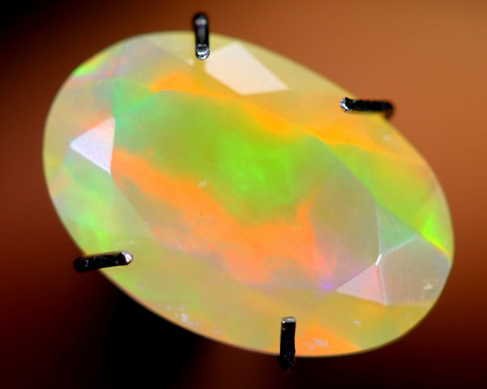 Natural Opal, 2.10 carat