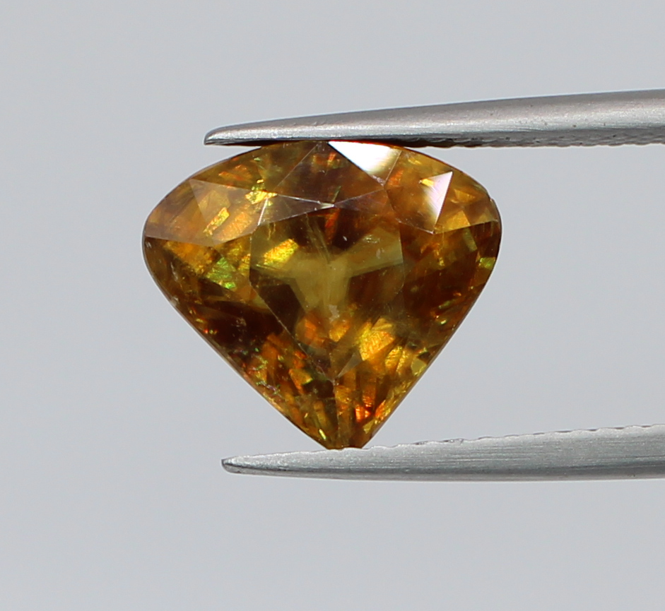 Natural Sphene, 5.14 carat