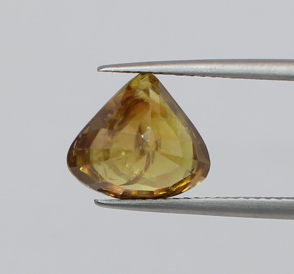 Natural Sphene, 5.14 carat
