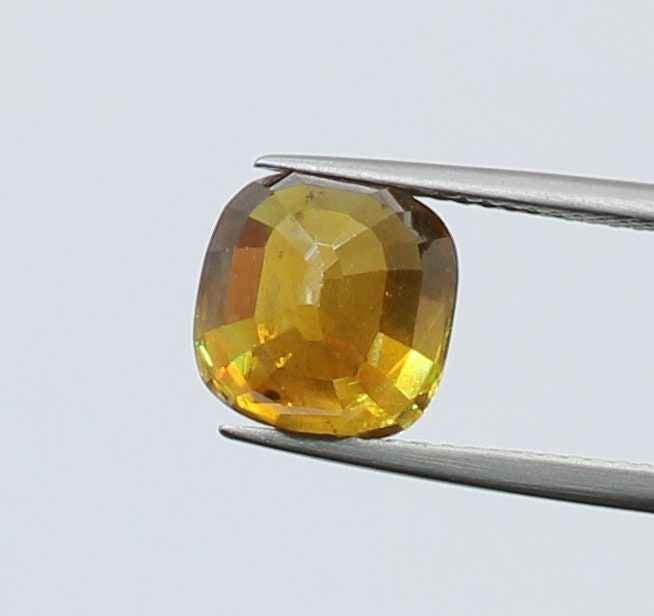Natural Sphene, 5.98 carat