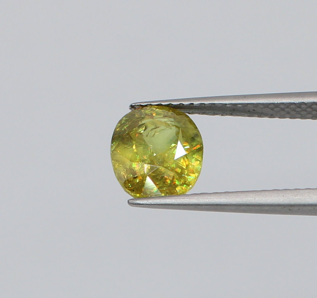 Natural Sphene, 3.00 carat