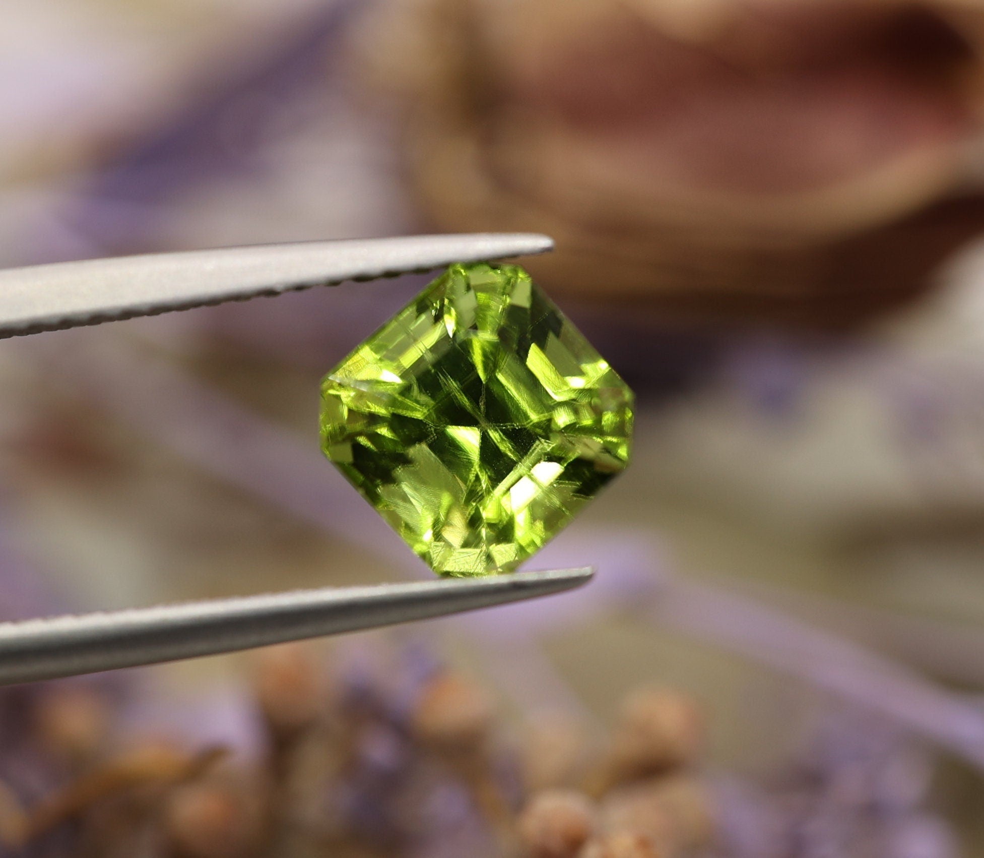 Natural Peridot, 2.98 carat