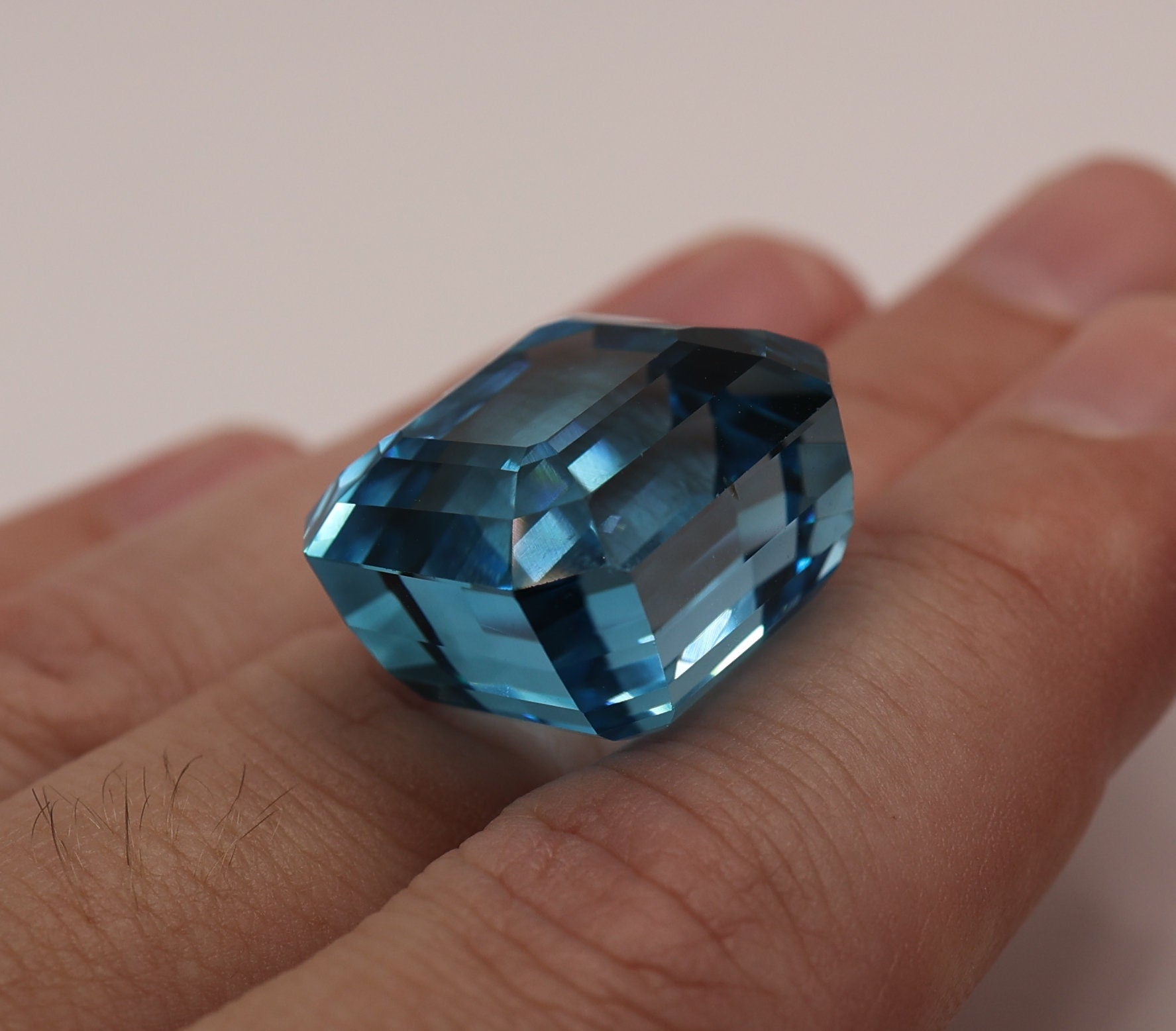 Natural Topaz, 83.85 carat