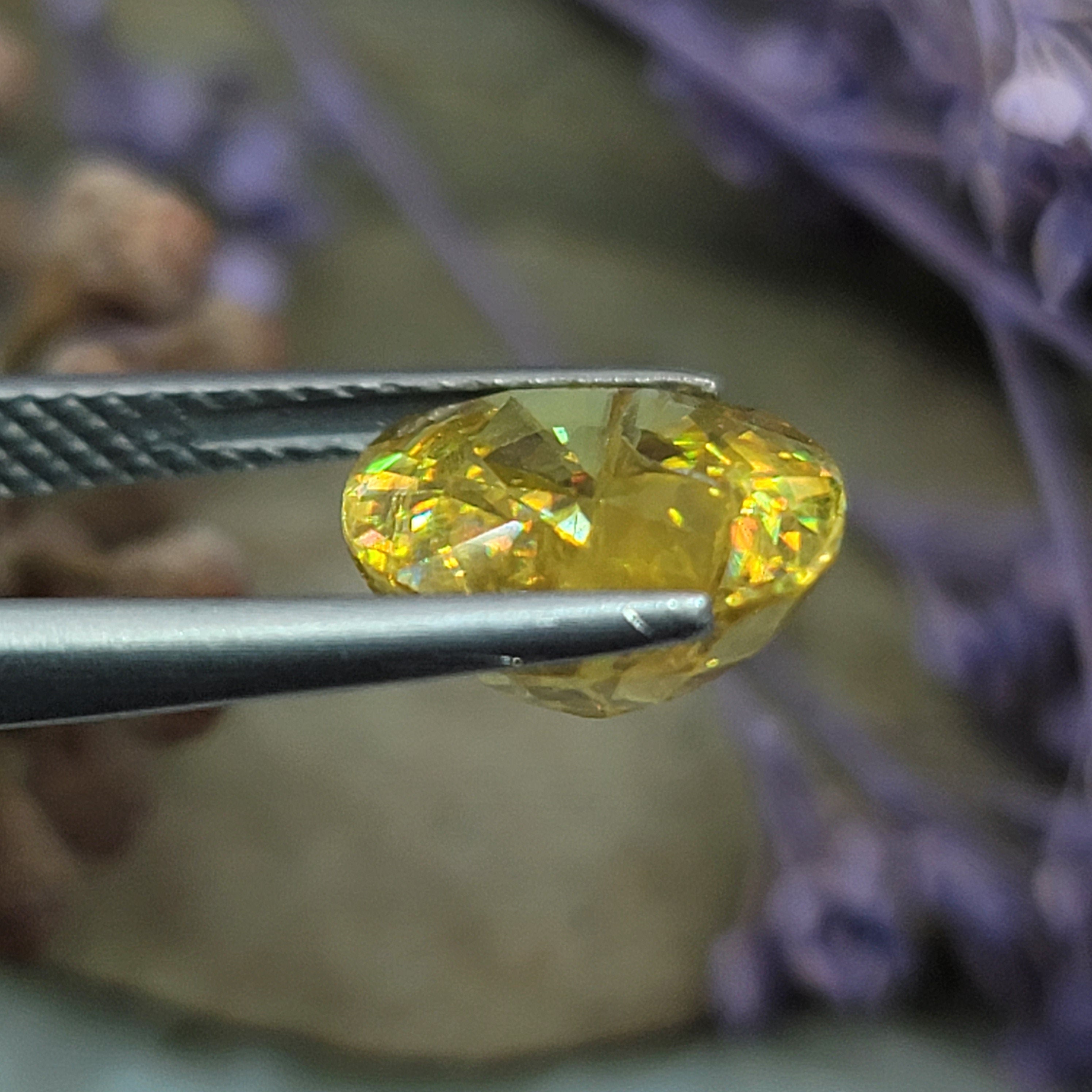 Natural Sphene, 4.28 carat