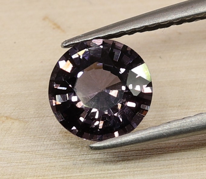 Natural Spinel, 1.30 carat