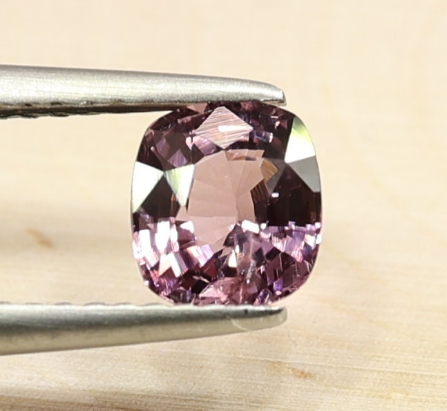 Natural Spinel, 1.04 carat