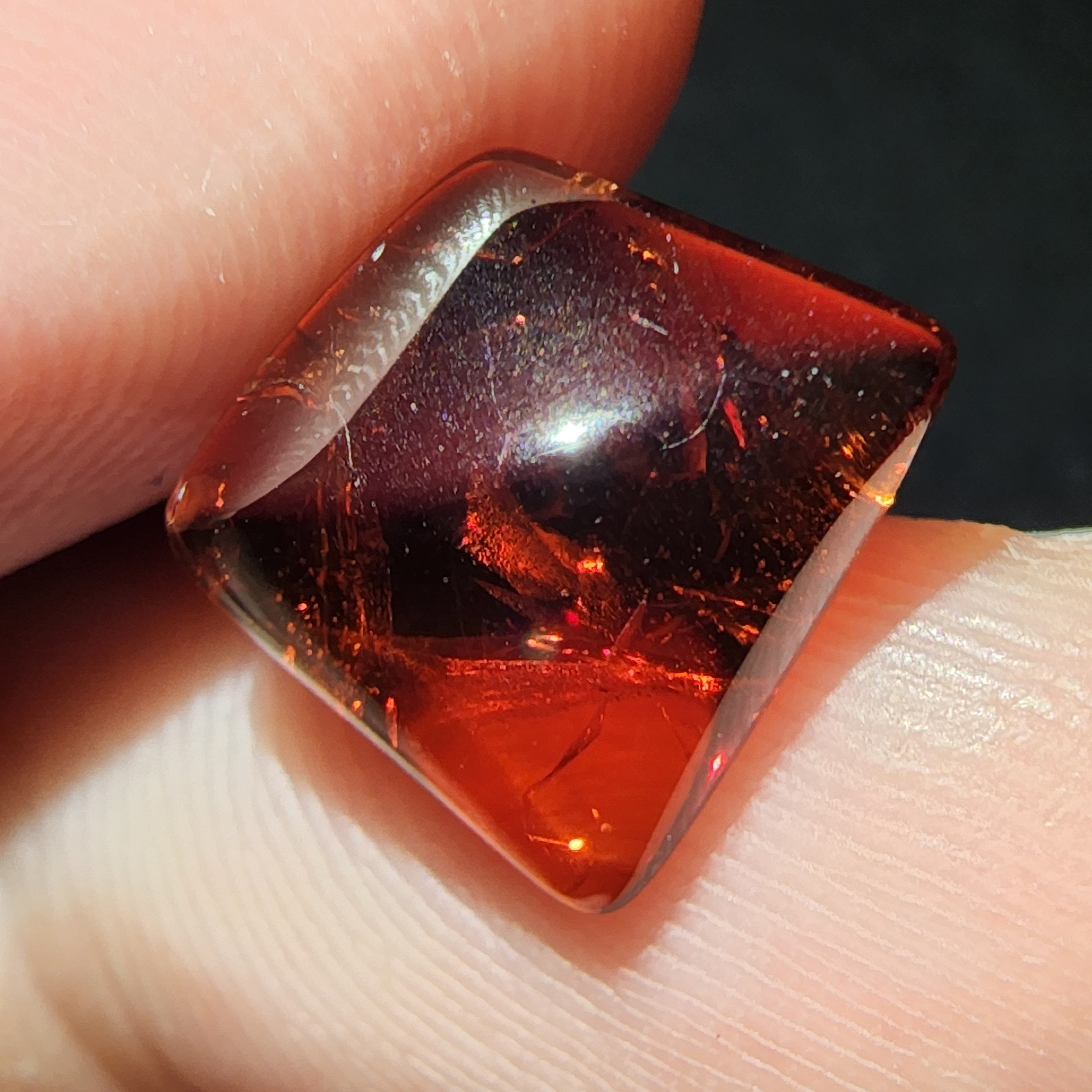 Natural Garnet, 5.60 carat