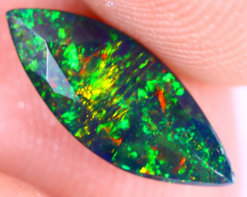 Natural Black Opal, 0.79 carat